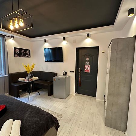 The Fame - Modern Studio In Top Location & Parking Κραϊόβα Εξωτερικό φωτογραφία